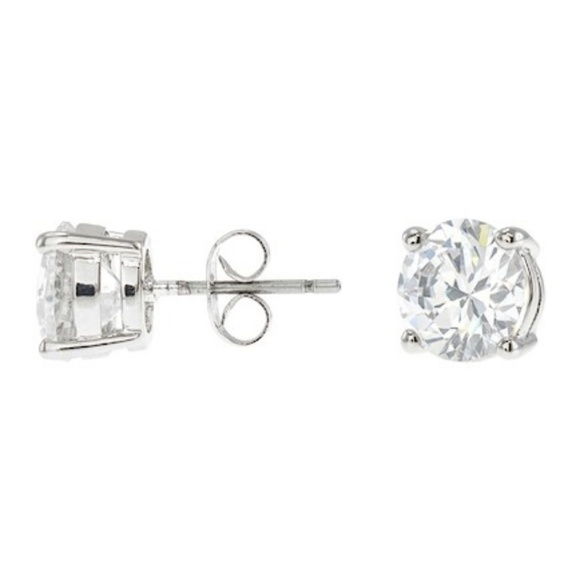 ❤️Classic CZ Studs by Kenneth Jay Lane❤️ - Picture 1 of 5
